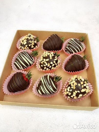 Клубника в темном шоколаде