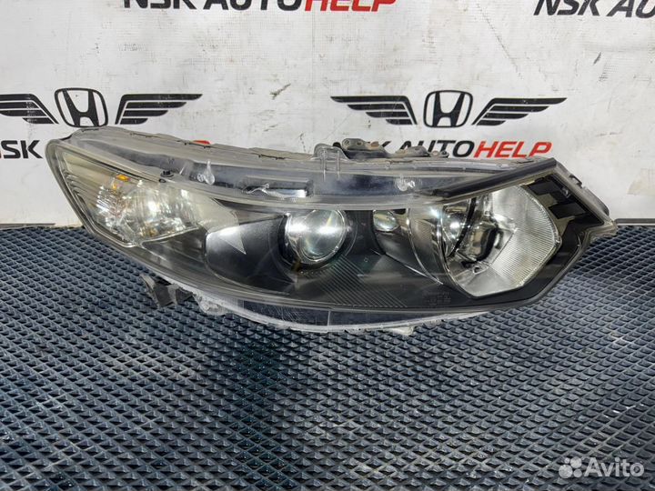 Фара ксеноновая правая Honda Accord CW2 K24A 2009