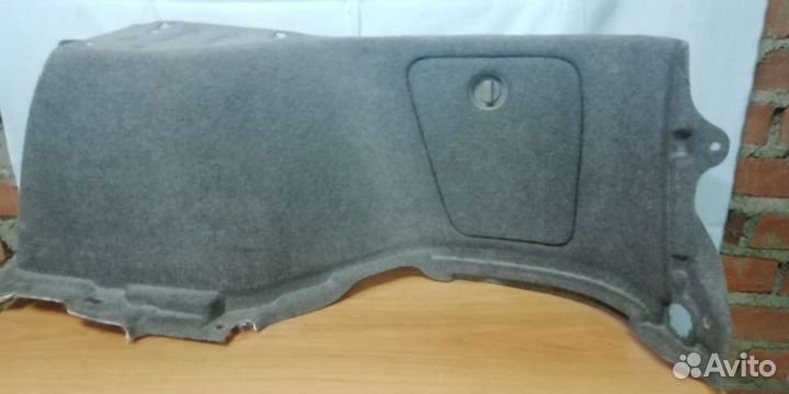 Обшивка багажника Тойота Харриер, Лексус