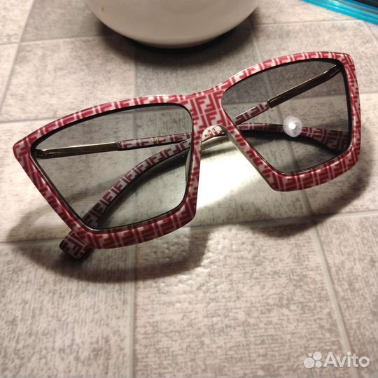 Солнцезащитные очки fendi оригинал