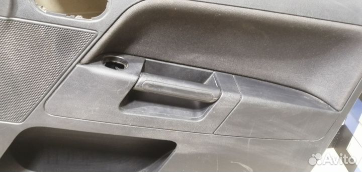 Обшивка двери передней правой Fusion 2002-2012