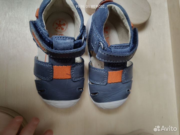 Сандалии biomechanics 18 и 20 рр