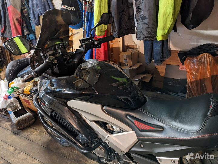 Honda VFR800X Crossrunner
