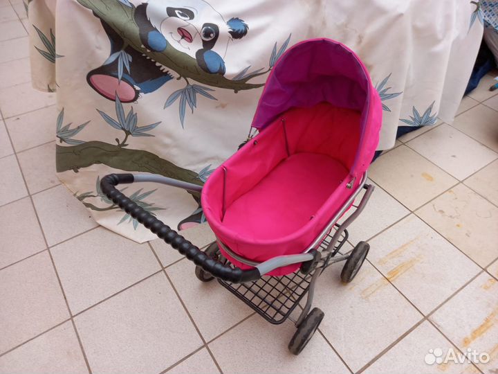 Игрушечная коляска