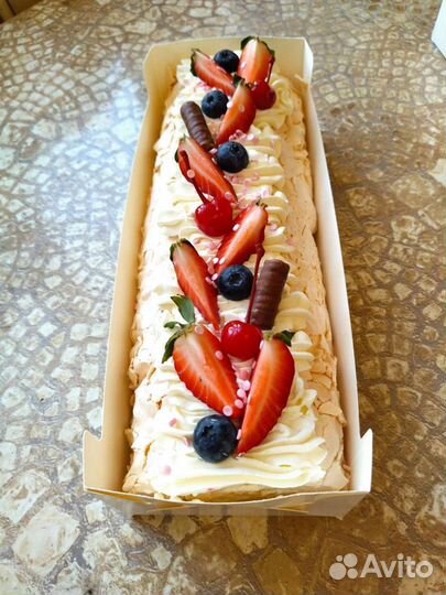 Меренговый рулет и кухня