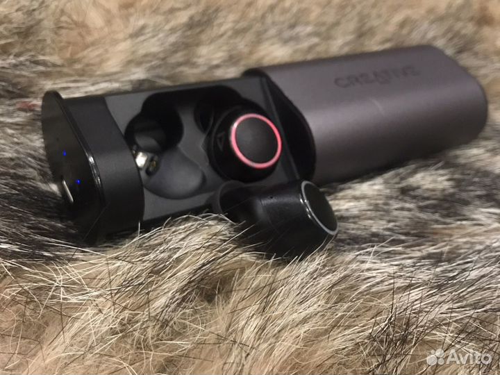 Беспроводные наушники creative