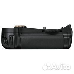 Nikon MB-D10 Multi-Power Battery Grip