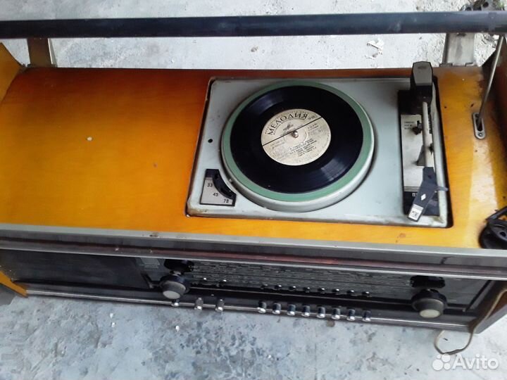 Радиола урал 111