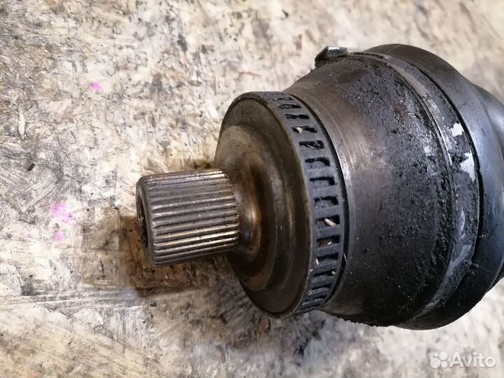 Привод передний левый Audi A4 B6 1.8T AMB