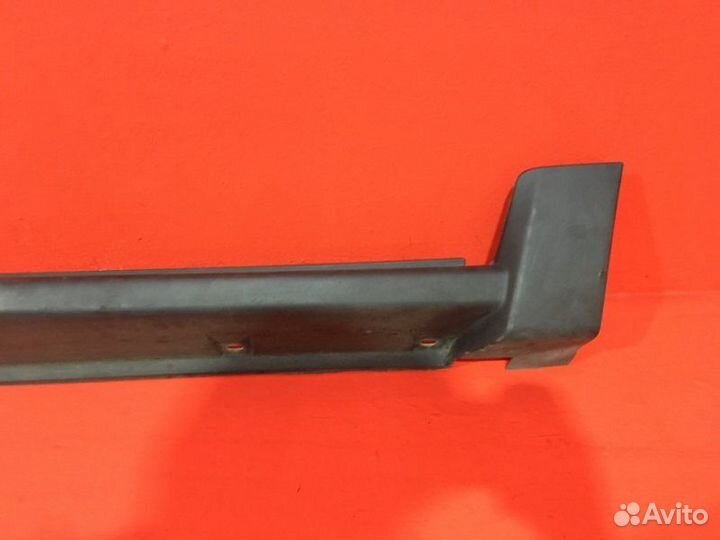 Накладка порога наружняя передняя правая Jeep