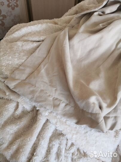 Покрывало на 1.5 м. кровать