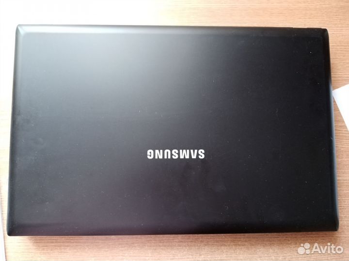 Ноутбук samsung NP-R719
