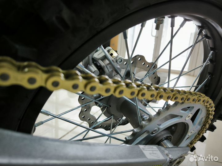 Мотоцикл Apollo Tracker 250LE в рассрочку