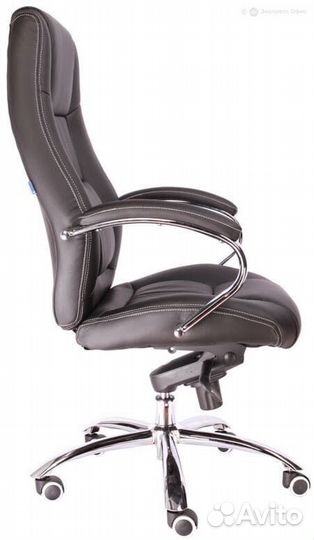 Кресло для руководителя Kron M