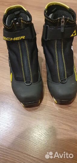 Лыжные ботинки fischer Jr comby 37р