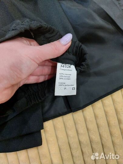 Новый школьный костюм (двое брюк+ пиджак)