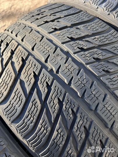 Nokian Tyres WR SUV 295/35 R21 107V