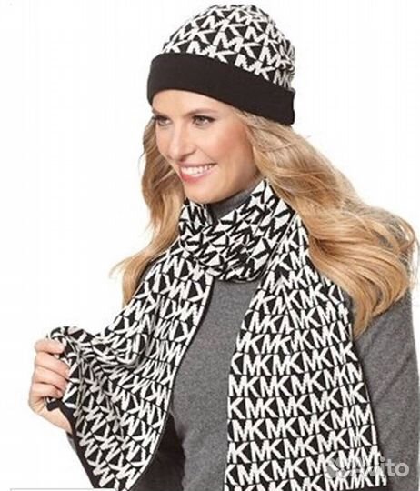 Шапка и шарф Michael Kors