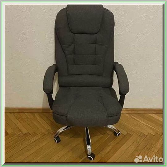 Компьютерное офисное кресло руководителя