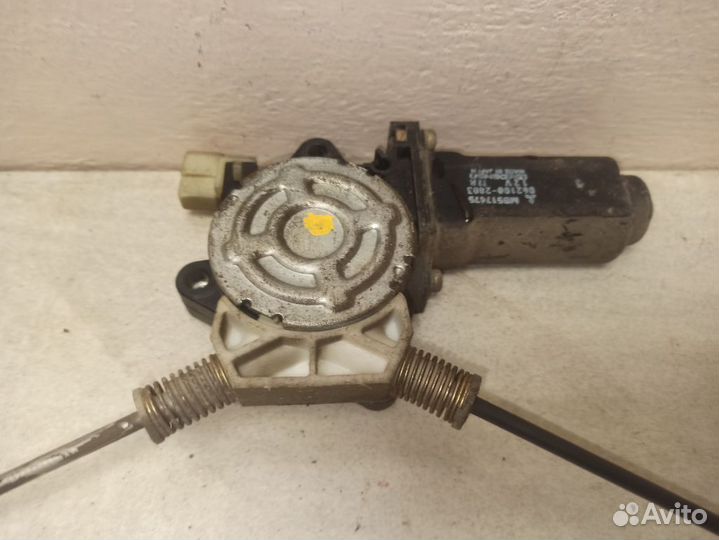 Стеклоподъемник электрический задний левый