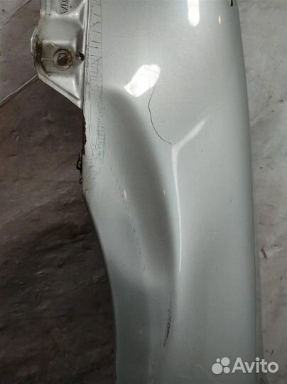 Крыло переднее левое Toyota Avensis T25 2004