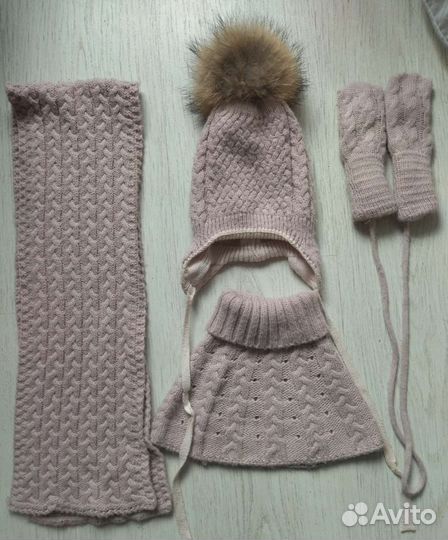 Комплект шапка, шарф, манишка, варежки 42-44