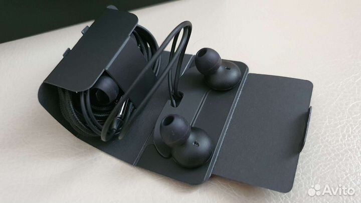 Наушники AKG Type-C от Samsung Note 10 Plus