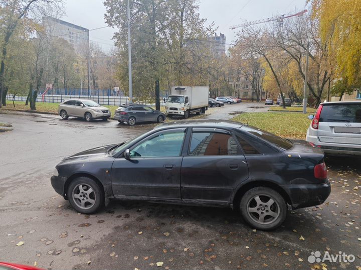 Audi A4 1.8 МТ, 1997, 300 000 км