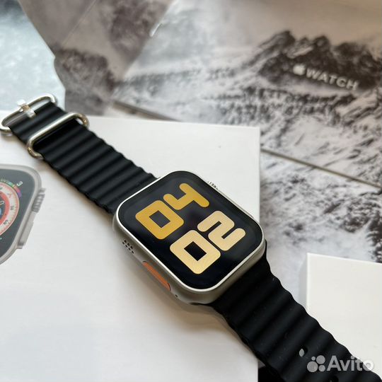 Apple watch S8 ultra 49mm titanium