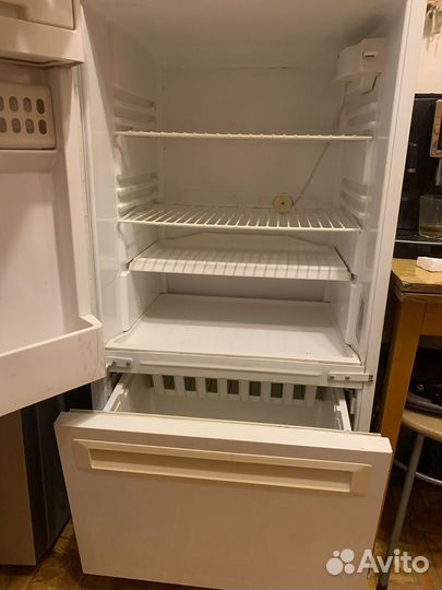 Холодильник stinol трехкамерный Б/У