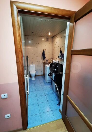 3-к. квартира, 80 м², 1/3 эт.