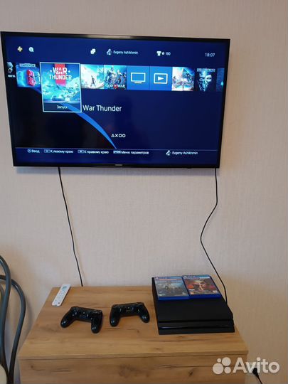 Sony playstation 4 PS4 pro 1tb с 2 играми