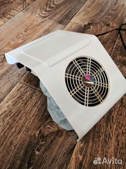 Маникюрный пылесос