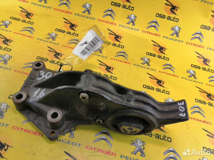 Опора подушка двигателя правая NFU peugeot 307