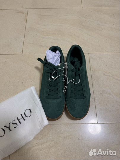 Новые замшевые кроссовки Oysho