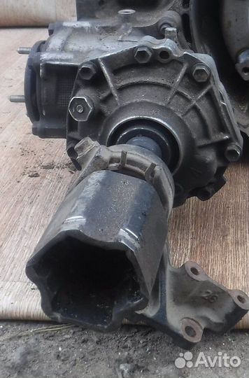 Раздатка Toyota Rav 4 40 2015