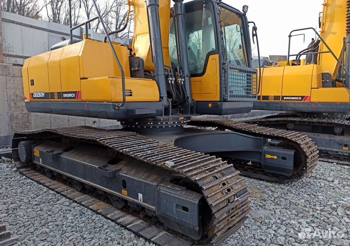Гусеничный экскаватор SINOMACH GE250H, 2024