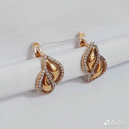 Золотые серьги