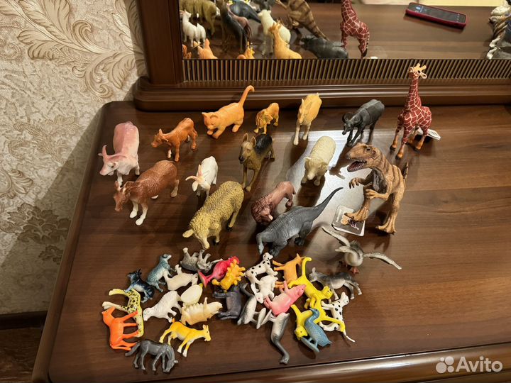 Игрушки фигурки животных