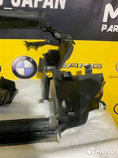 Рамка радиатора Mercedes w219 m273