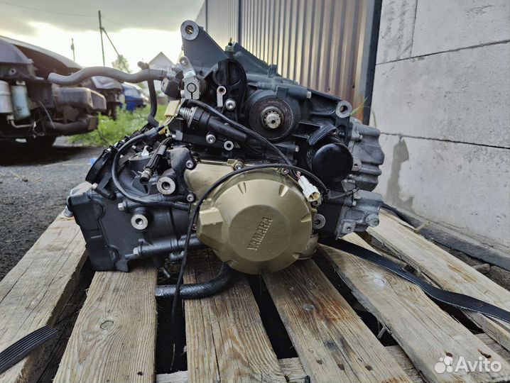 Двигатель Yamaha J519E XJ6 Diversion