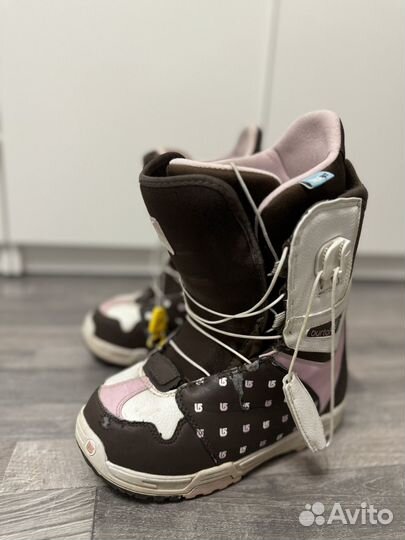 Женские ботинки для сноуборда Burton