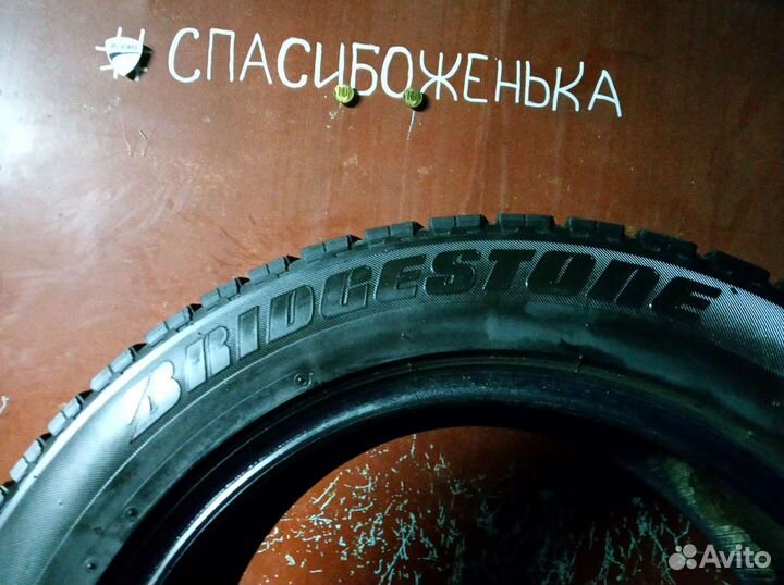 Bridgestone Blizzak Revo GZ 215/55 R16 93S