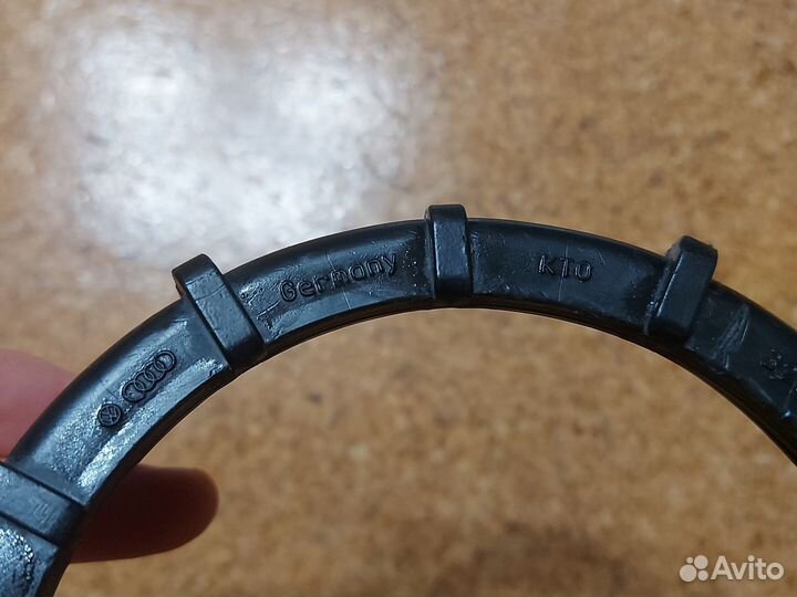 Гайка топливного насоса Skoda Octavia Tour А4