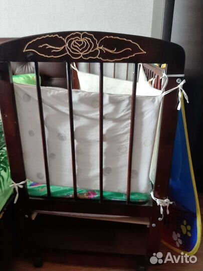 Детская кроватка