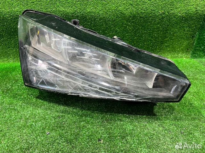 Фара светодиодная передняя правая Skoda Rapid 2