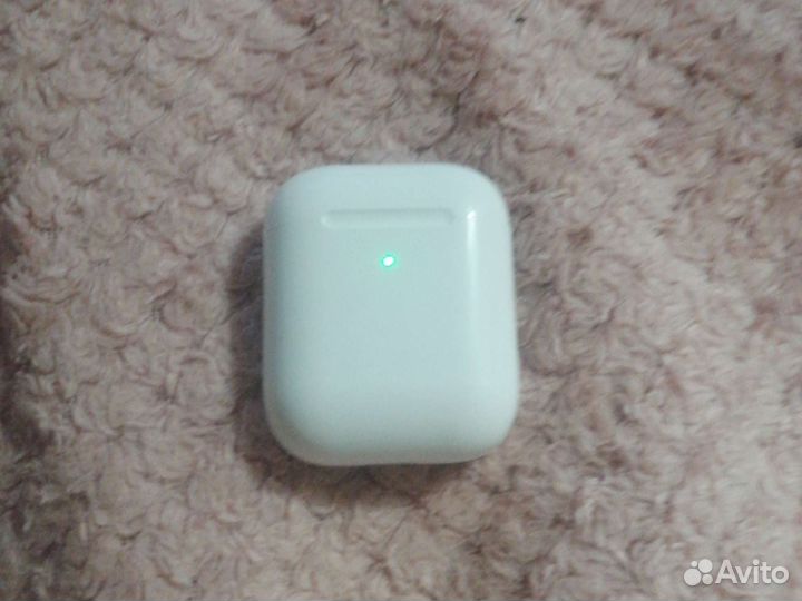 Беспроводные наушники apple airpods