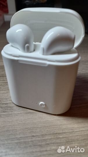 Беспроводные наушники