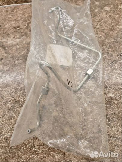 Трубка топливная 2-го цилиндра Perkins 3525A102