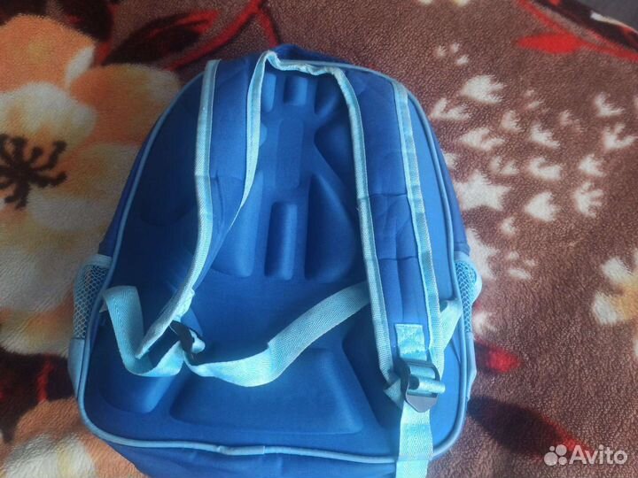 Школьный рюкзак